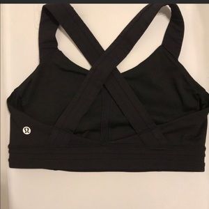 Black Lululemon bra
